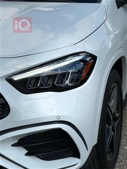 مێرسێدس بێنز GLA